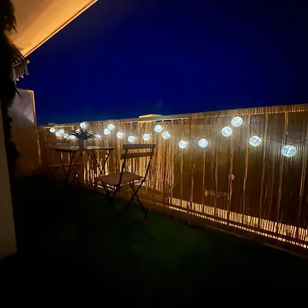 Appartement-centre -climatise-terrasse-parking *